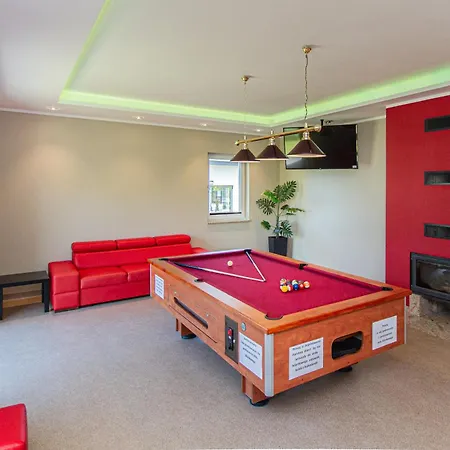 Aisza - Ocenia , Sala I Plac Zabaw, Jacucci , Sauna, Bilard Apartment *
