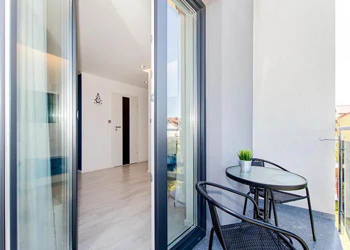 Oceania-udogodnienia Dla Rodzin, Sala I Plac Zabaw, Jacuzzi, Sauna, Bilard * Jastrzębia Góra