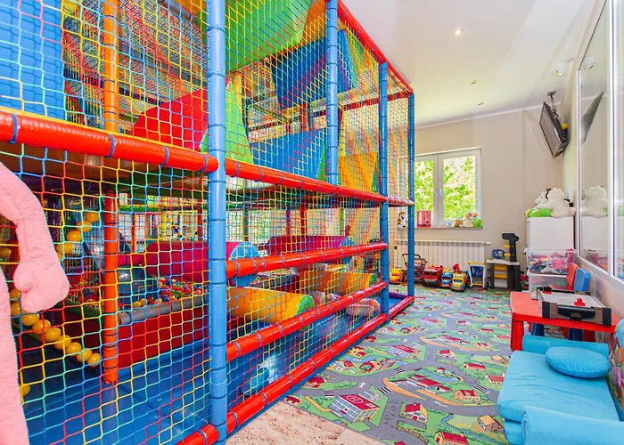 Oceania-udogodnienia Dla Rodzin, Sala I Plac Zabaw, Jacuzzi, Sauna, Bilard * Jastrzębia Góra