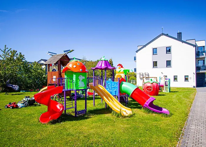 Oceania-udogodnienia Dla Rodzin, Sala I Plac Zabaw, Jacuzzi, Sauna, Bilard شقة *